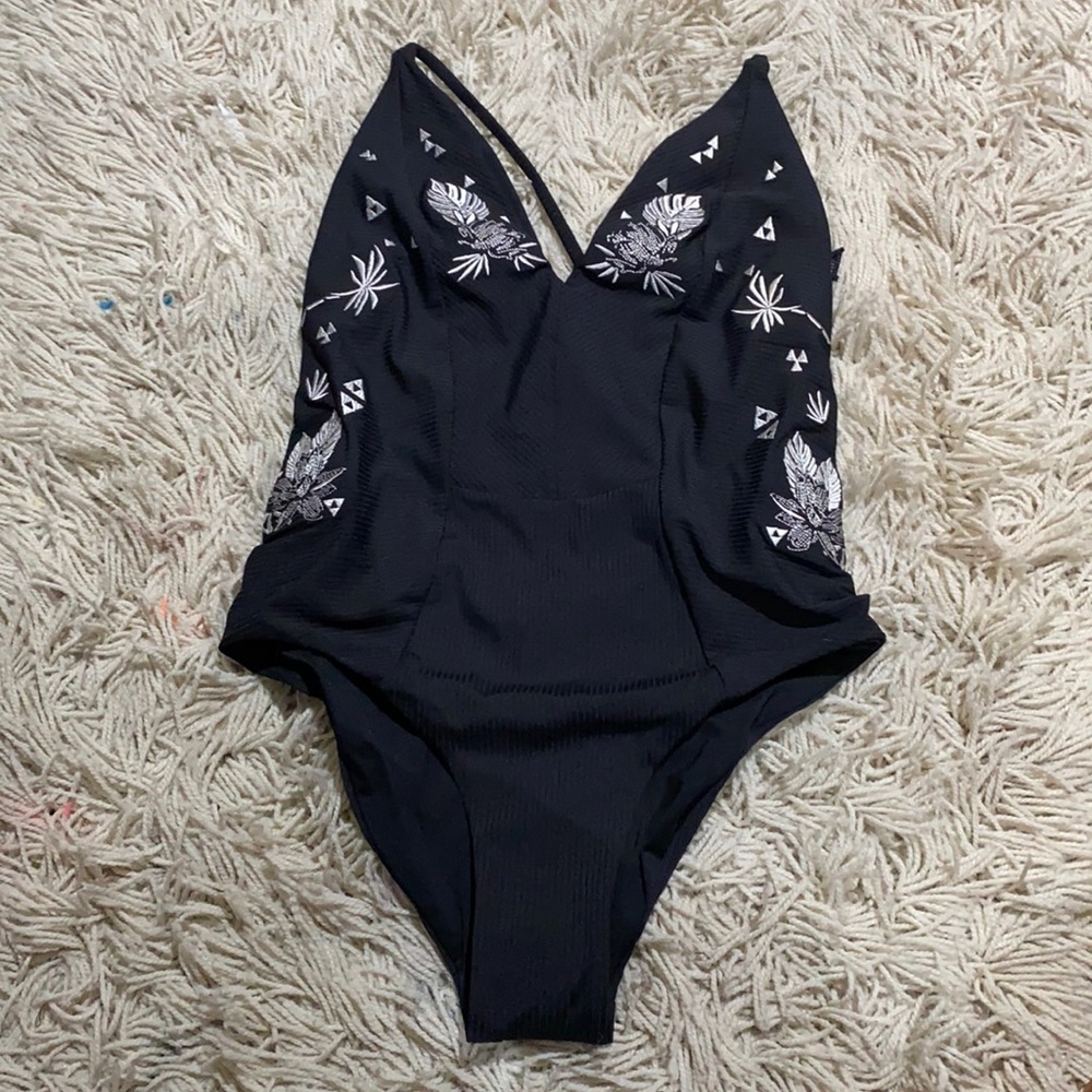 One piece swimsuit